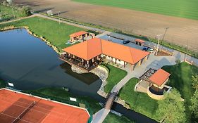 Restaurace&Rooms Na Jitrách